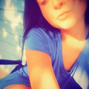 Meet your Posher, Devanie